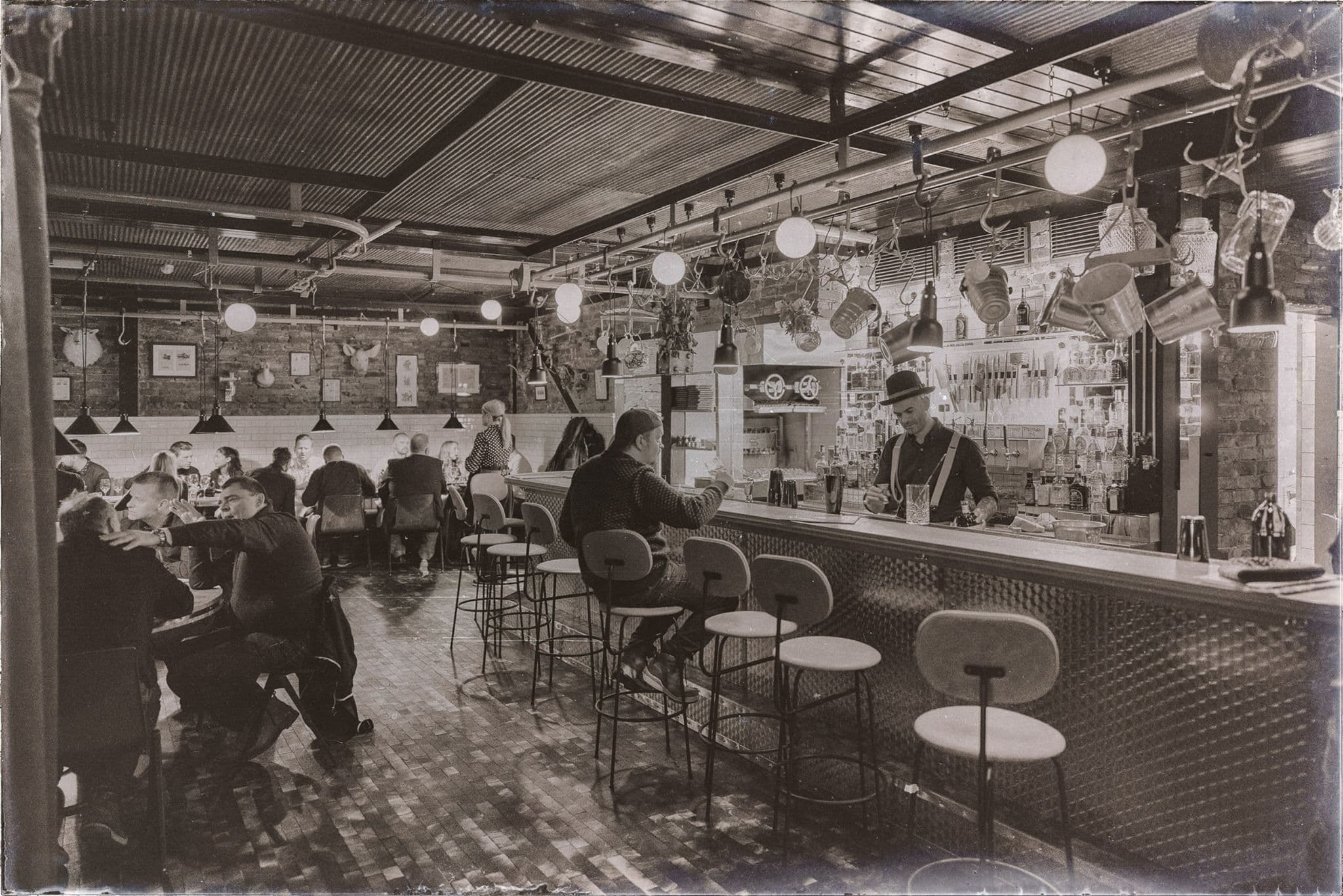 Nitty Gritty Cocktailbar og Grill