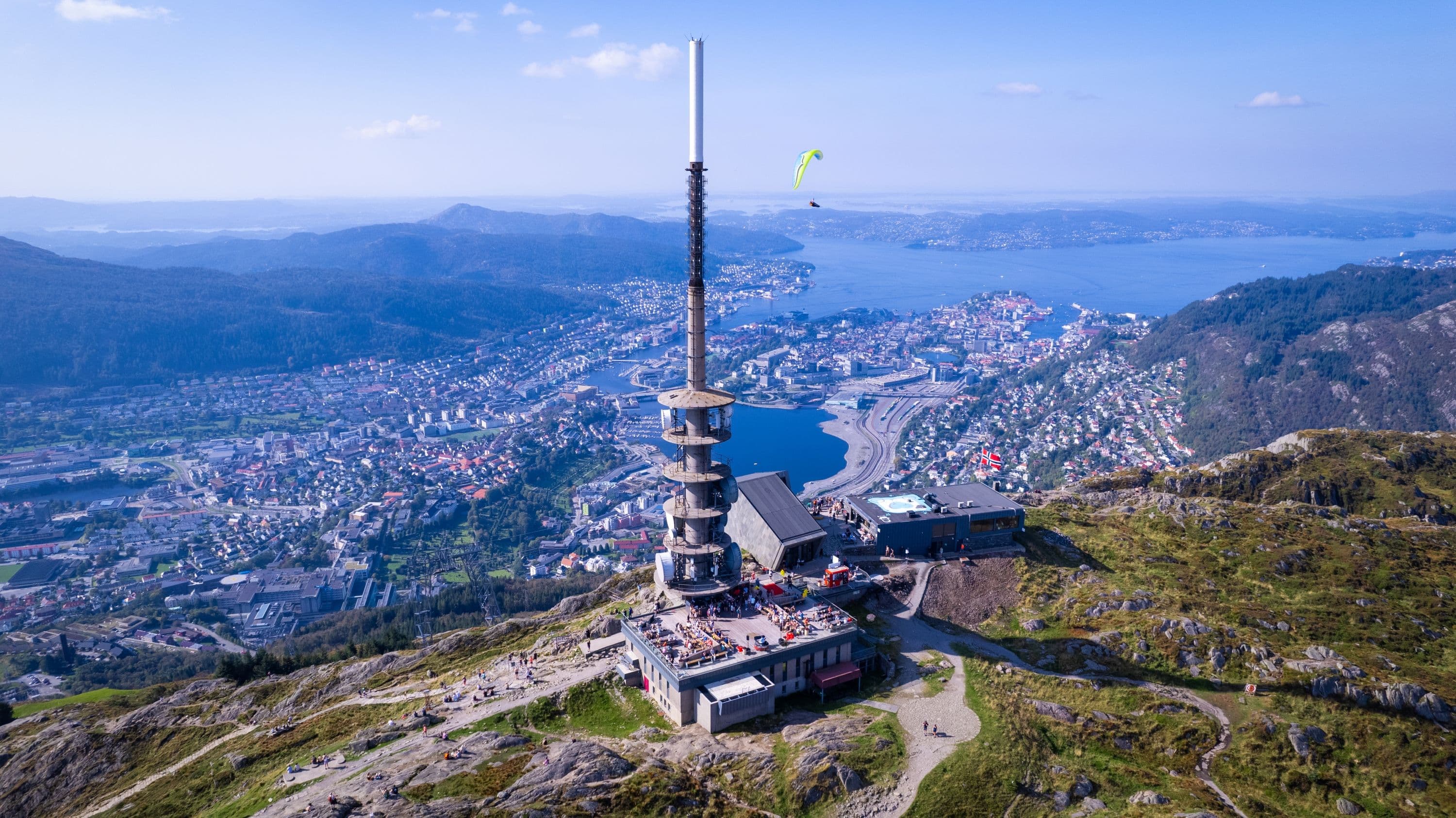 Ulriken_fjellplata_utsikt_mast_UTS_03191_Foto_Ren__Bjerregaard