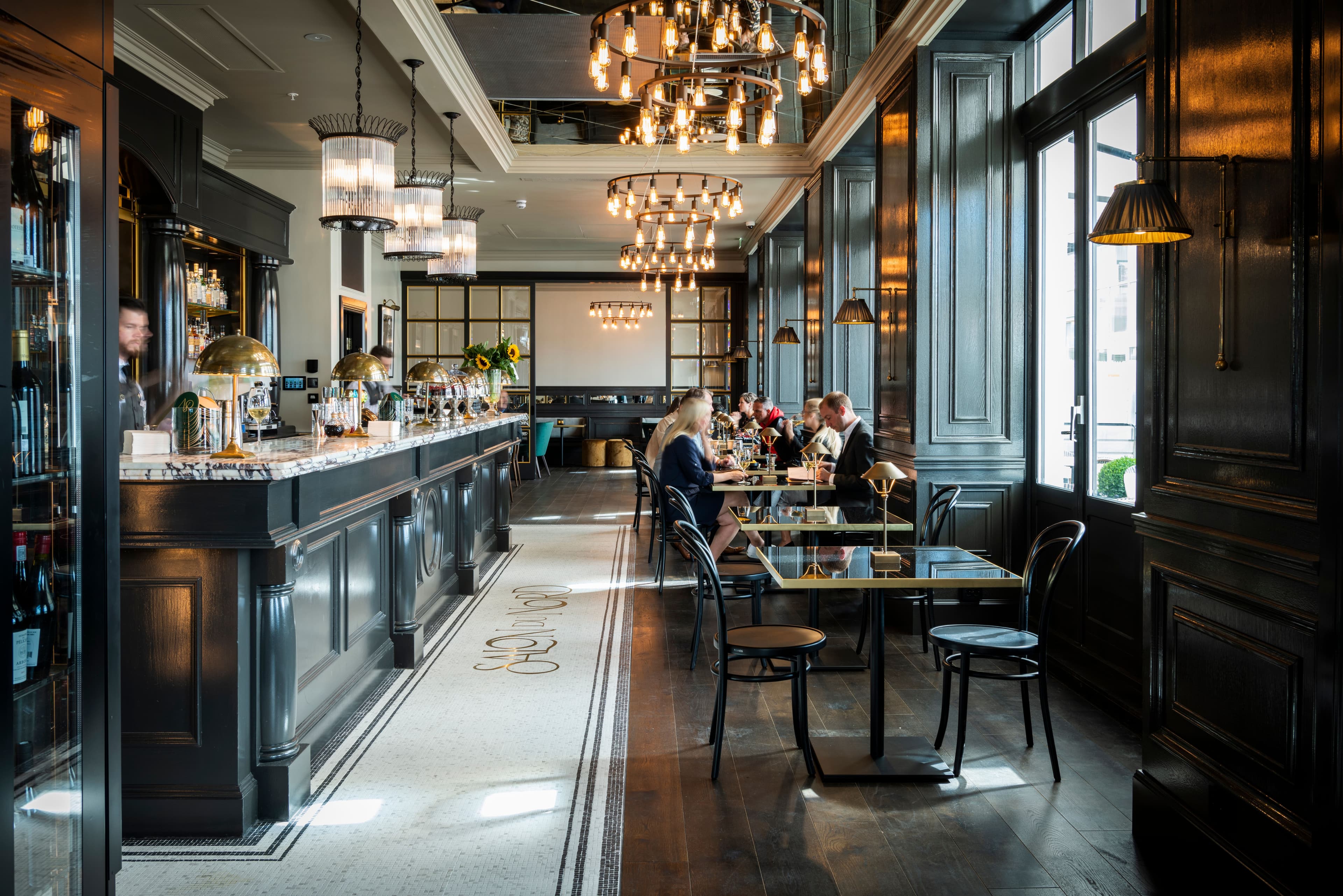 Tradisjonsrikt og flott på Salon du Nord